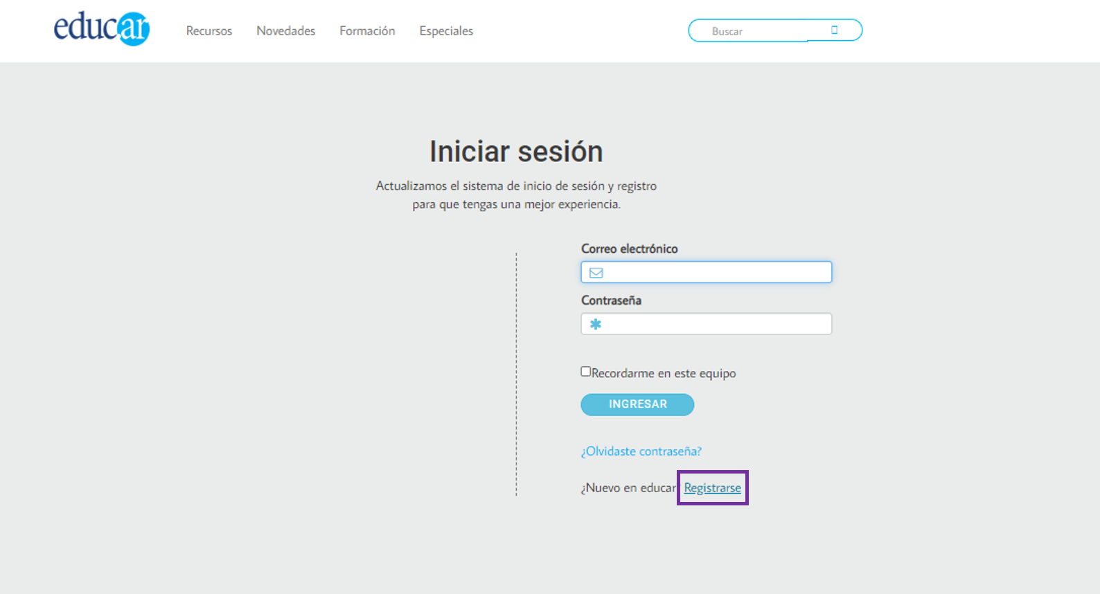 Pantalla de inicio de sesión y acceso a registro de usuario, con la opción «Registrarse» recuadrada.